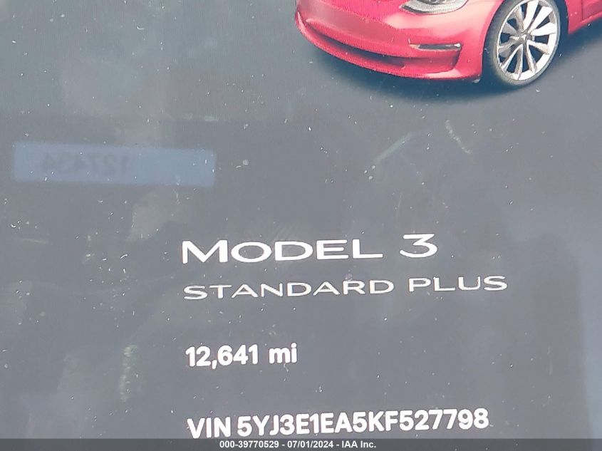 2019 Tesla Model 3 Long Range/Mid Range/Standard Range/Standard Range Plus VIN: 5YJ3E1EA5KF527798 Lot: 39770529