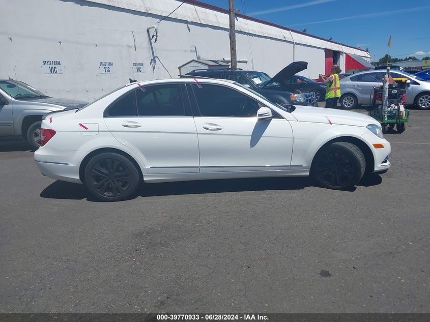2014 MERCEDES-BENZ C 300 LUXURY 4MATIC/SPORT 4MATIC - WDDGF8AB1EA948488