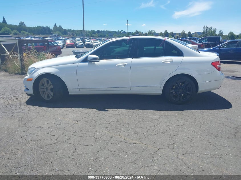 2014 MERCEDES-BENZ C 300 LUXURY 4MATIC/SPORT 4MATIC - WDDGF8AB1EA948488