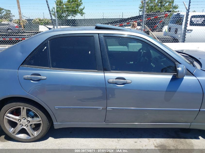 2004 Lexus Is 300 Base W/5-Speed Manual VIN: JTHBD192640083347 Lot: 39770971