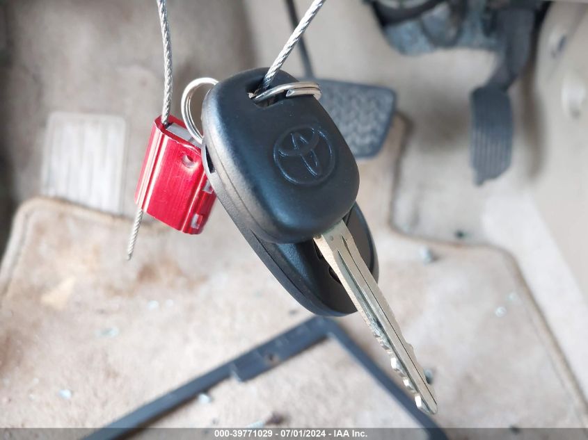 2010 Toyota Highlander Base V6 VIN: 5TDZK3EH0AS002802 Lot: 39771029