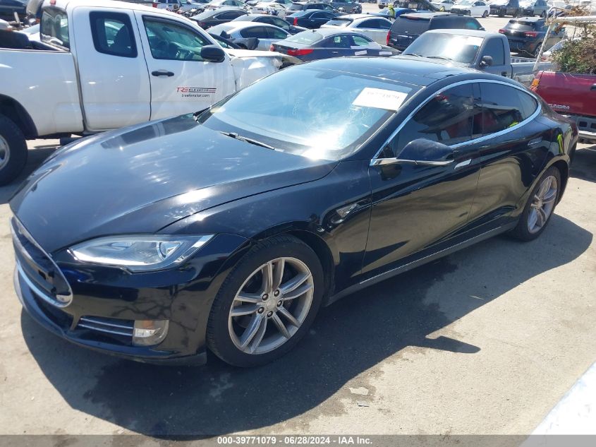 2013 Tesla Model S VIN: 5YJSA1AC9DFP10137 Lot: 39771079