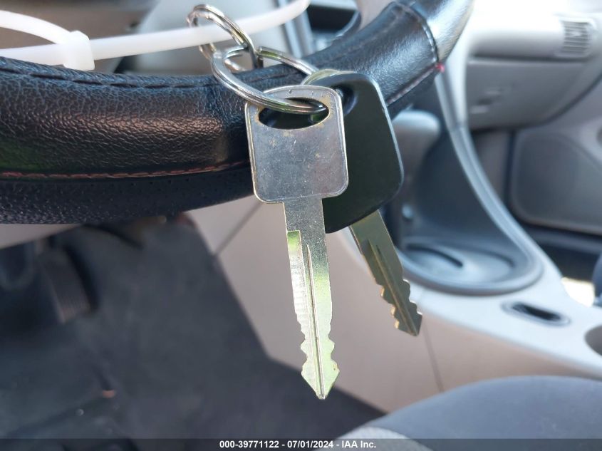 2001 Ford Mustang VIN: 1FAFP40471F104909 Lot: 39771122