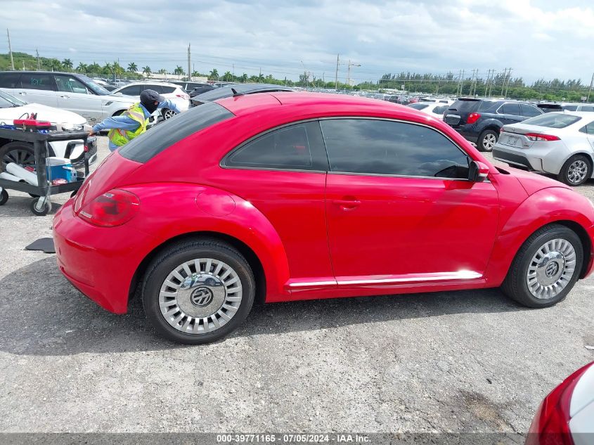 2013 Volkswagen Beetle 2.5L VIN: 3VWJX7AT4DM680938 Lot: 39771165