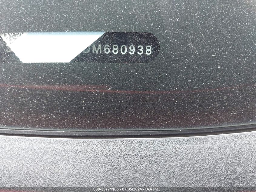 2013 Volkswagen Beetle 2.5L VIN: 3VWJX7AT4DM680938 Lot: 39771165