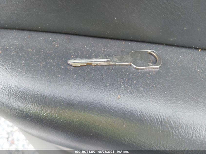 2003 Chevrolet Suburban 1500 Z71 VIN: 3GNFK16Z33G241896 Lot: 39771202