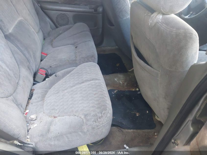 2000 GMC Jimmy Sle VIN: 1GKCS13W2Y2262488 Lot: 39771355