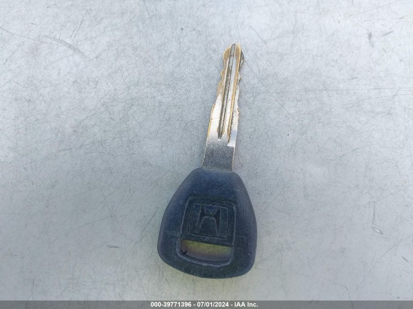 2000 Honda Accord 2.3 Se VIN: 1HGCG5670YA045103 Lot: 39771396