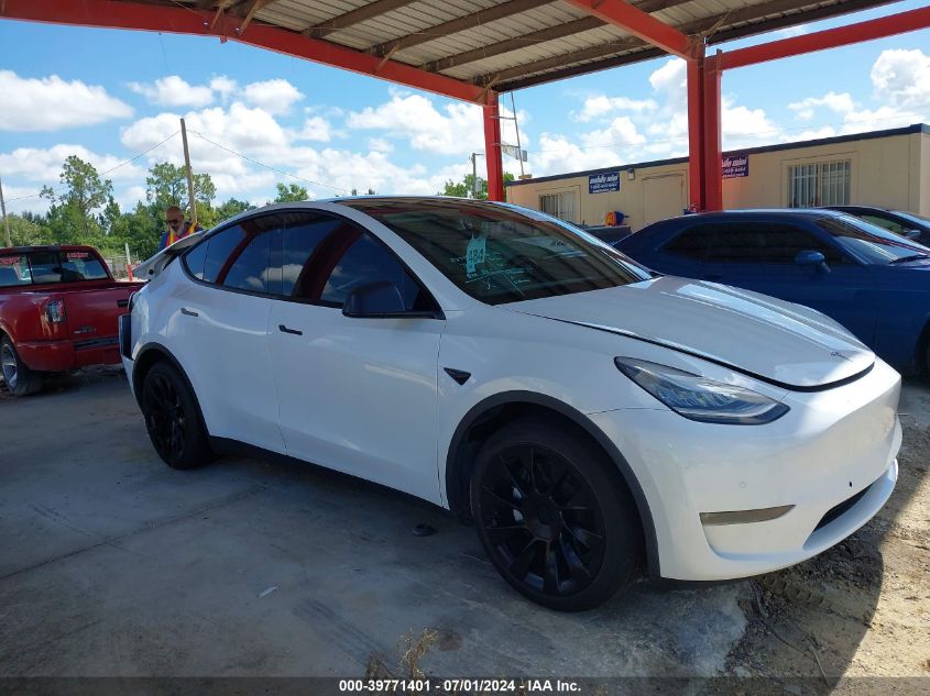 2020 Tesla Model Y Long Range Dual Motor All-Wheel Drive/Performance Dual Motor All-Wheel Drive VIN: 5YJYGDEF1LF002896 Lot: 39771401