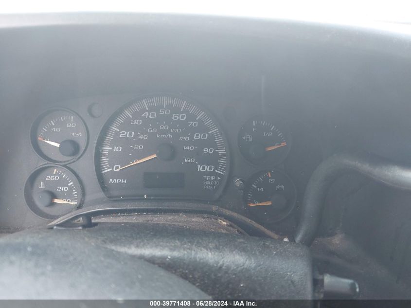 2003 Chevrolet Express VIN: 1GCFG15X831104056 Lot: 39771408