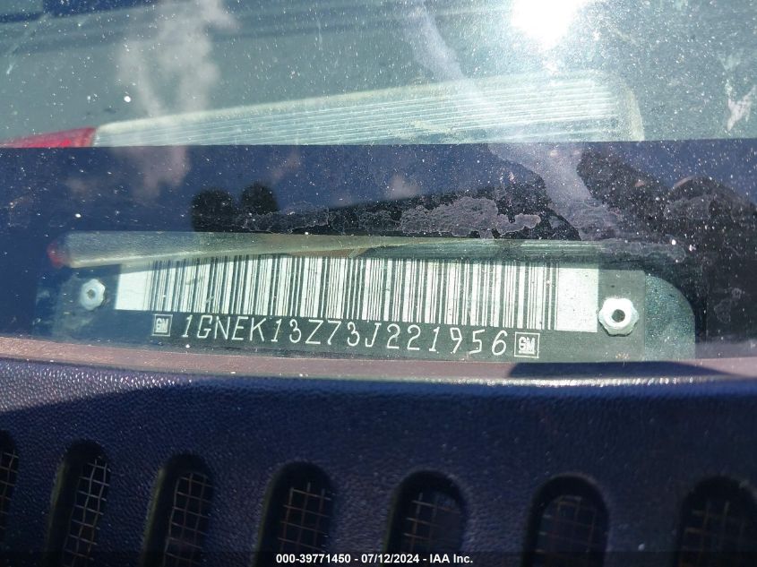 2003 Chevrolet Tahoe Lt VIN: 1GNEK13Z73J221956 Lot: 39771450