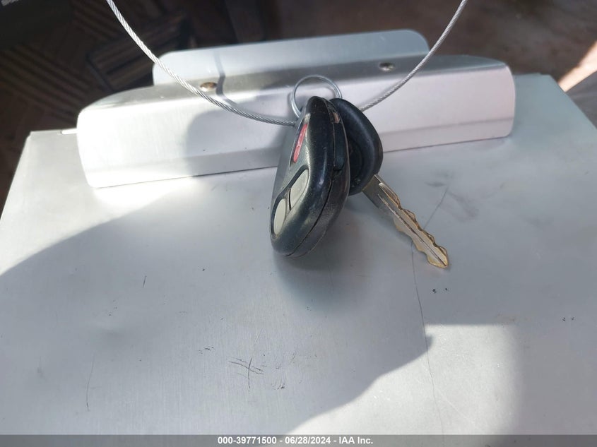 2002 Chevrolet Silverado 1500 Ls VIN: 2GCEC19V021423122 Lot: 39771500