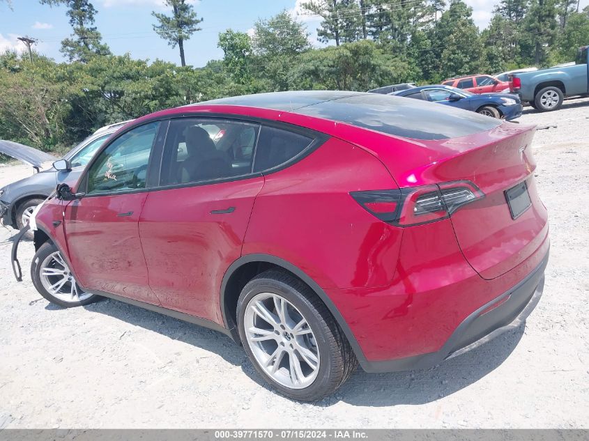 2024 Tesla Model Y Long Range Dual Motor All-Wheel Drive VIN: 7SAYGDEE9RA284365 Lot: 39771570