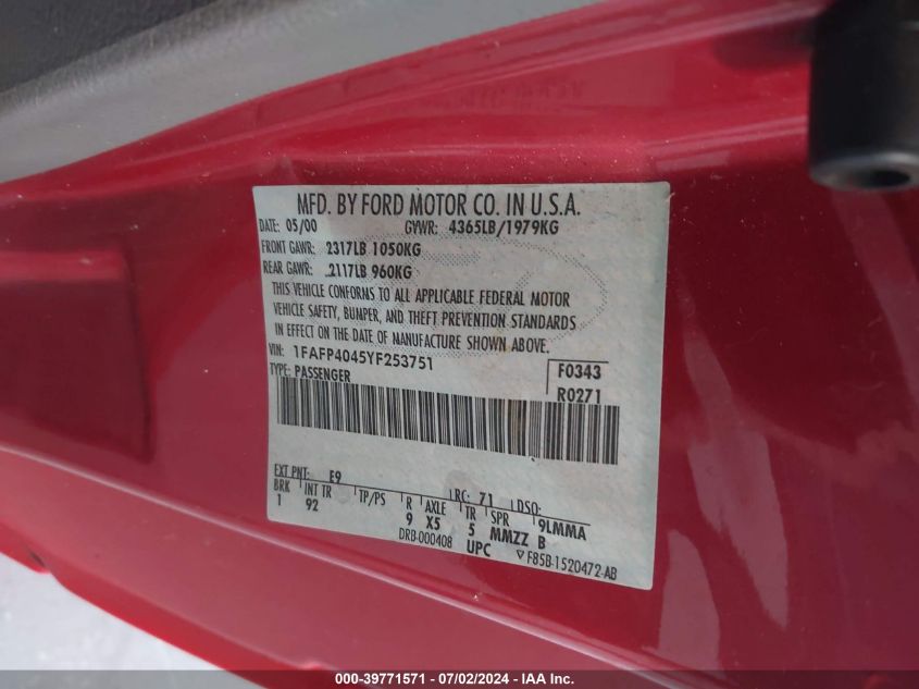2000 Ford Mustang VIN: 1FAFP4045YF253751 Lot: 39771571