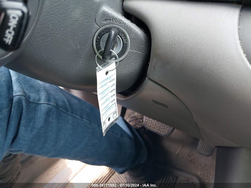 2005 Toyota Camry Le VIN: 4T1BE32KX5U512581 Lot: 39771582