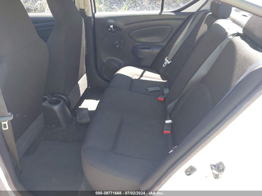 2015 Nissan Versa 1.6 S VIN: 3N1CN7AP5FL955474 Lot: 39771668