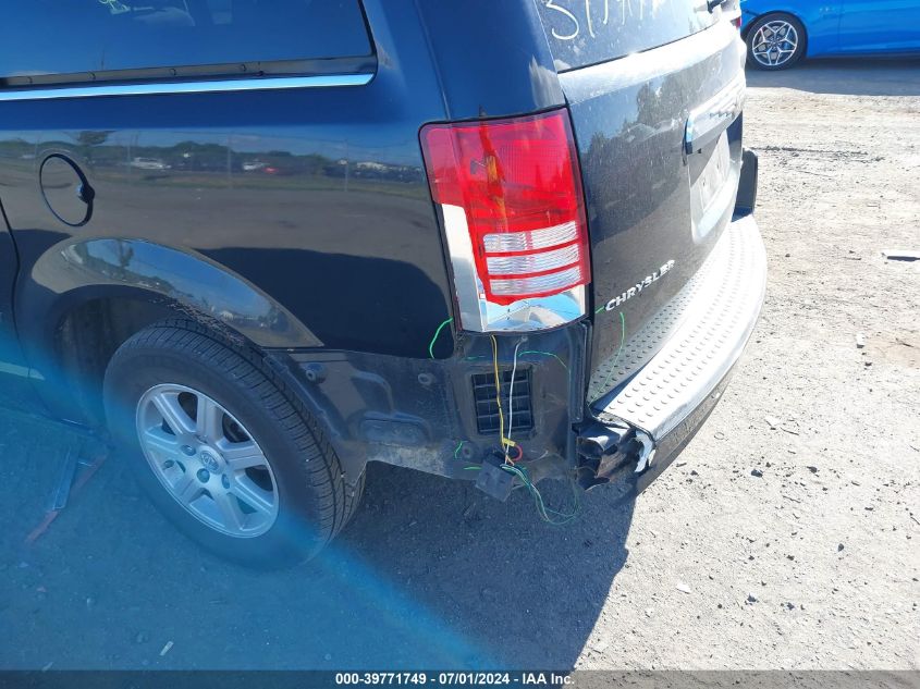 2010 Chrysler Town & Country Touring VIN: 2A4RR5D1XAR148557 Lot: 39771749