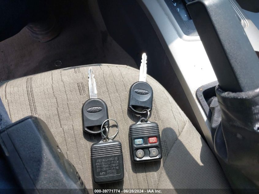 2009 Ford Focus Se VIN: 1FAHP35N39W226697 Lot: 39771774