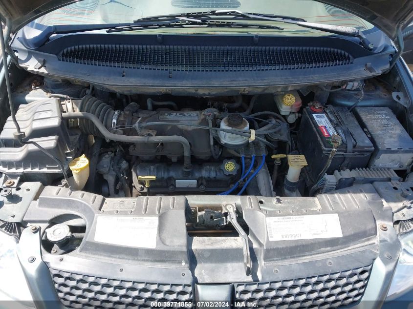 2002 Dodge Grand Caravan Sport VIN: 2B4GP44R62R658079 Lot: 39771855