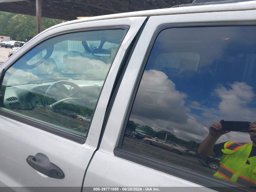 2003 Ford Escape Xlt VIN: 1FMYU93163KE08748 Lot: 39771859