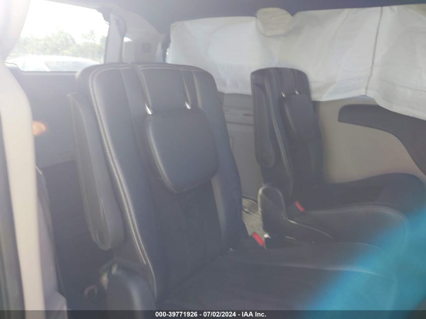 2018 Dodge Grand Caravan Sxt VIN: 2C4RDGCG8JR215422 Lot: 39771926