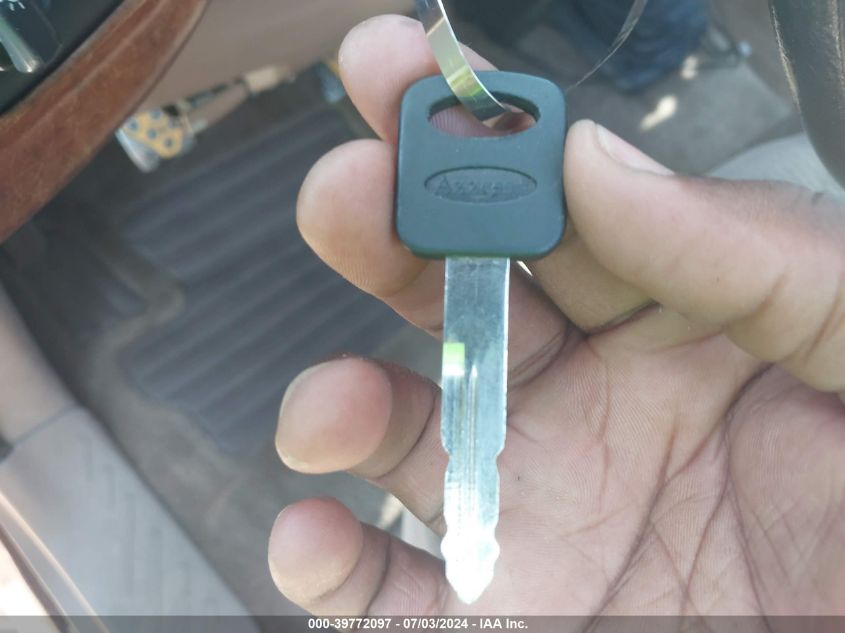 1997 Ford F150 VIN: 1FTDF1723VKA71380 Lot: 39772097