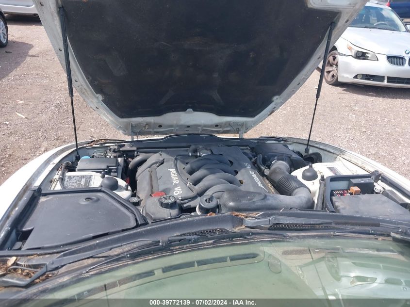 1998 Jaguar Xk8 VIN: SAJGX224XWC019475 Lot: 39772139