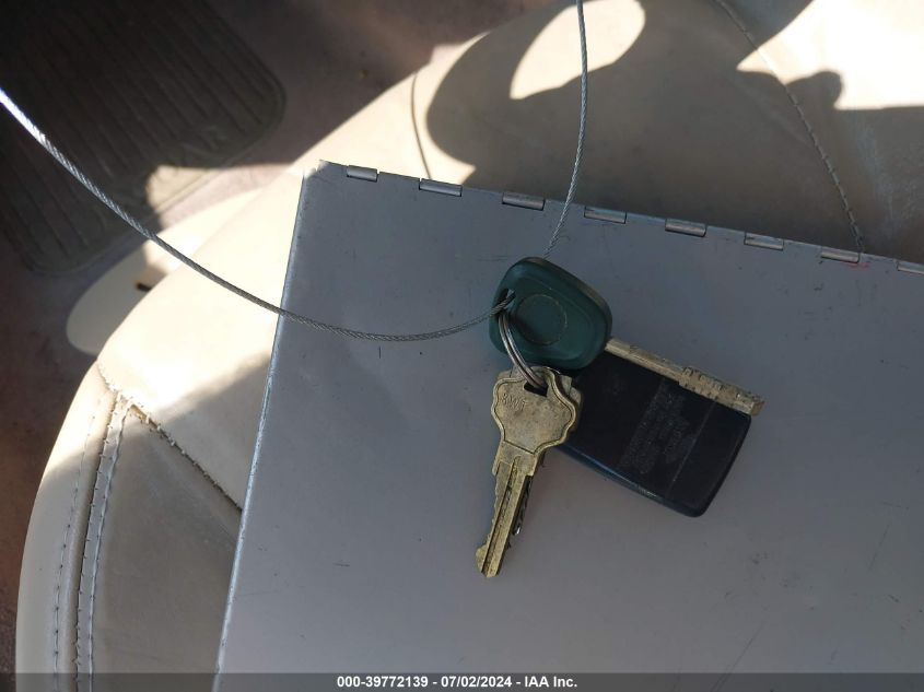 1998 Jaguar Xk8 VIN: SAJGX224XWC019475 Lot: 39772139