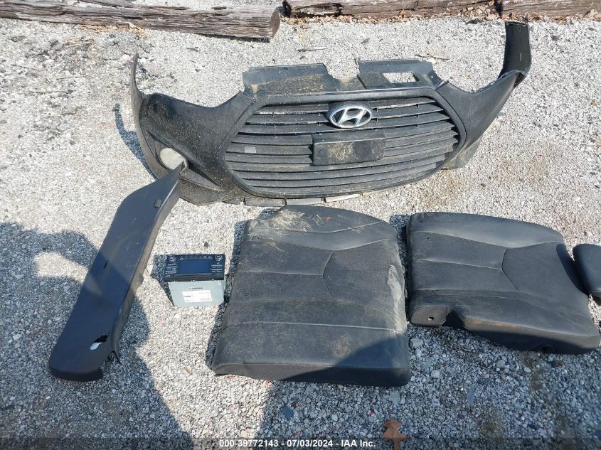 2014 Hyundai Veloster Turbo W/Black VIN: KMHTC6AE8EU199926 Lot: 39772143