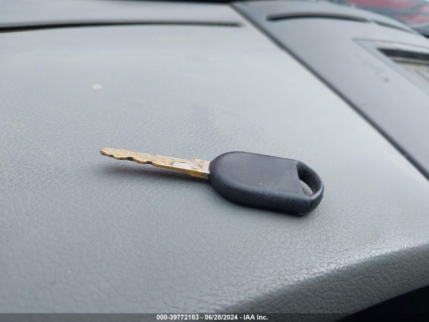 2005 Ford F-150 Stx/Xl/Xlt VIN: 1FTRF12275NB83496 Lot: 39772183