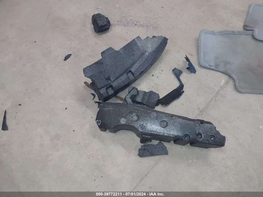 2005 Buick Lacrosse Cxl VIN: 2G4WD532751311795 Lot: 39772211