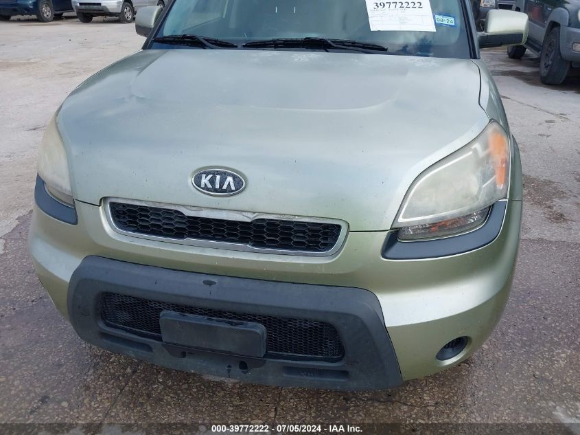 2011 Kia Soul + VIN: KNDJT2A21B7222015 Lot: 39772222