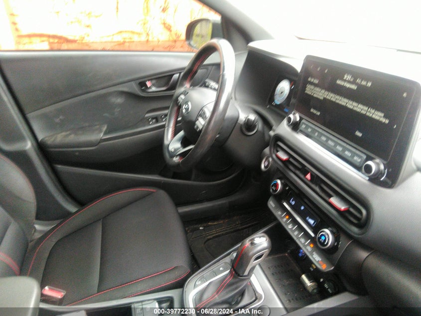 VIN KM8K33A39NU754102 2022 HYUNDAI KONA N LINE