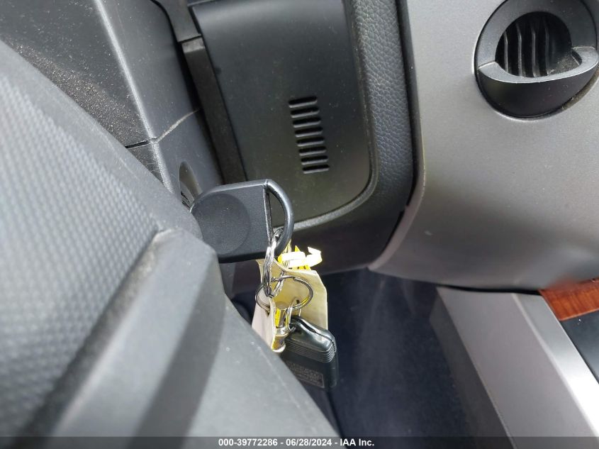 2007 Ford Expedition El Eddie Bauer VIN: 1FMFK17517LA10388 Lot: 39772286