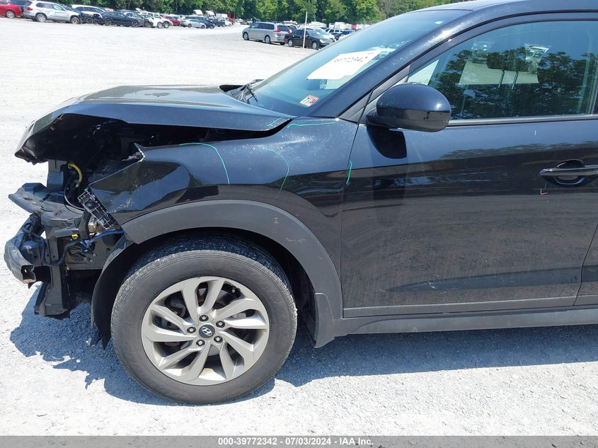 2018 HYUNDAI TUCSON SE - KM8J2CA47JU835116