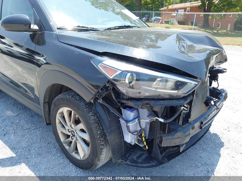 2018 HYUNDAI TUCSON SE - KM8J2CA47JU835116