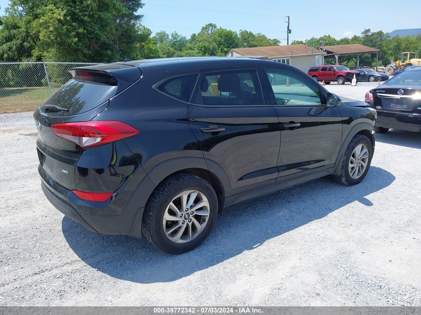 2018 HYUNDAI TUCSON SE - KM8J2CA47JU835116