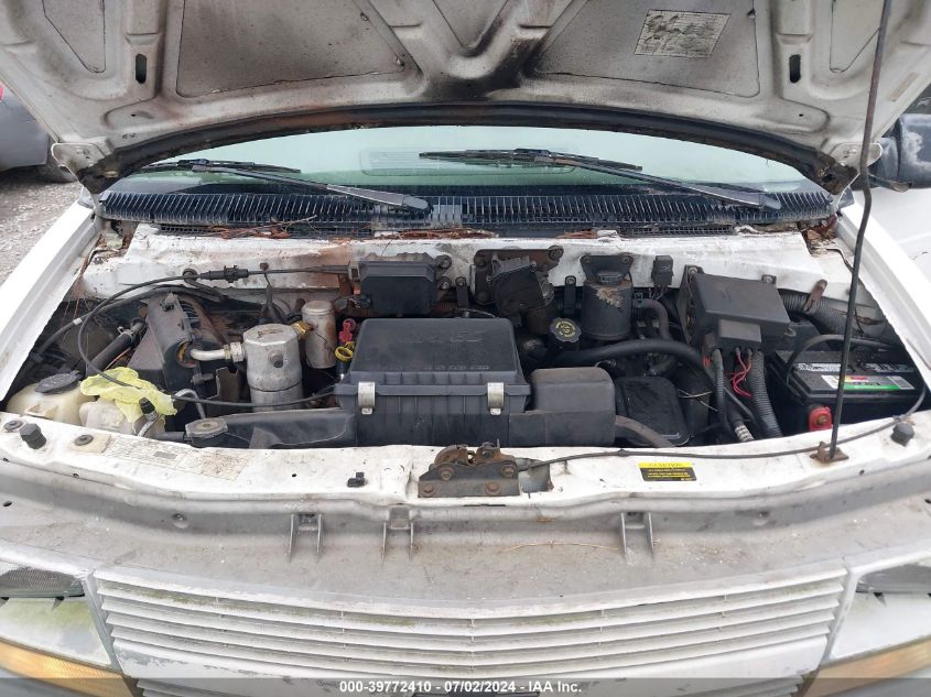 2000 Chevrolet Astro VIN: 1GCDL19W9YB187518 Lot: 39772410