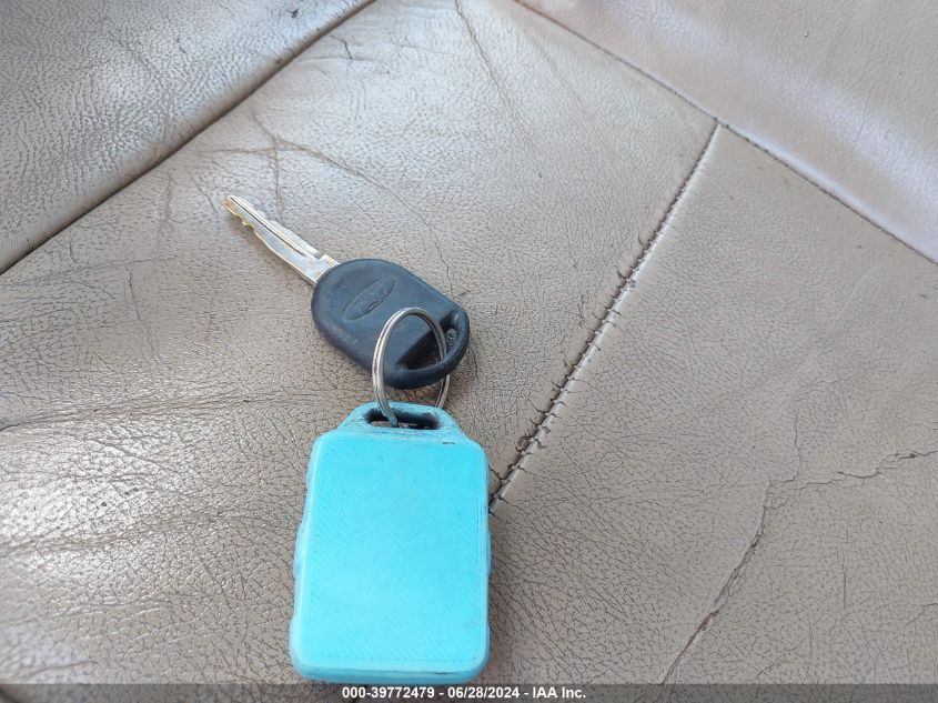 2005 Ford F-150 Lariat/Xl/Xlt VIN: 1FTPX12545NB13923 Lot: 39772479