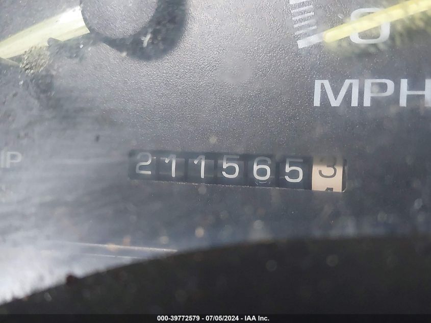 1999 Chevrolet Suburban 1500 Lt VIN: 3GNFK16R4XG115682 Lot: 39772579