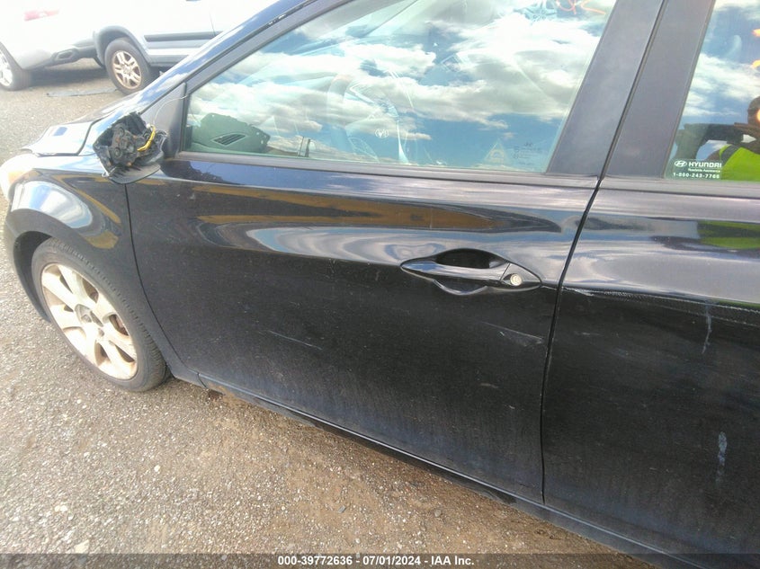 2012 Hyundai Elantra Limited (Ulsan Plant) VIN: KMHDH4AE2CU205209 Lot: 39772636