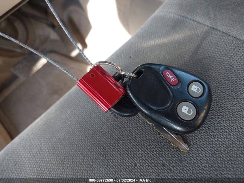 2005 GMC Envoy Sle VIN: 1GKDT13S352260405 Lot: 39772690