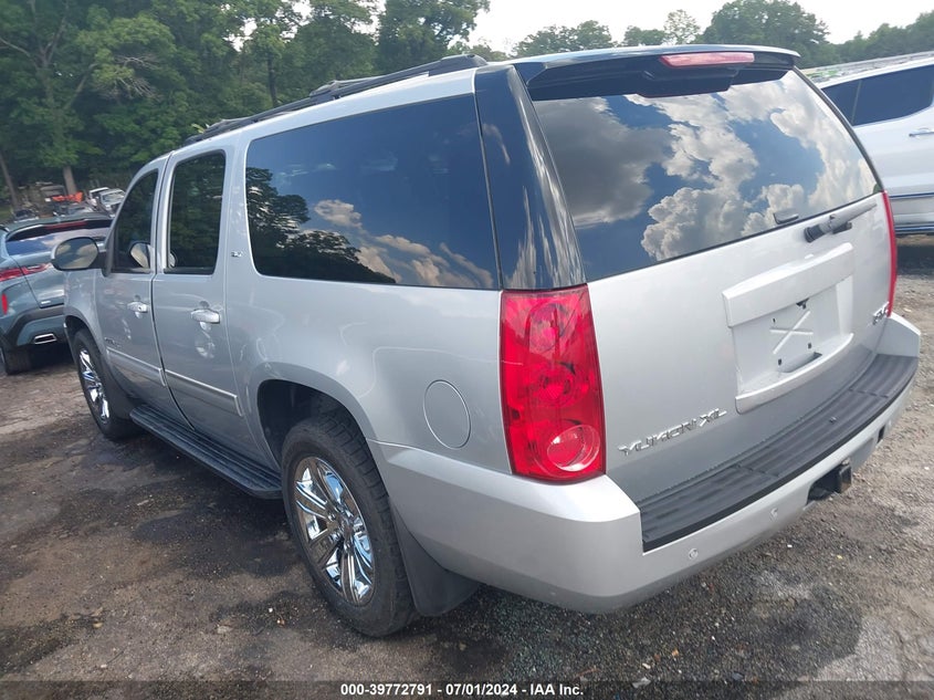 2013 GMC YUKON XL 1500 SLT - 1GKS1KE01DR118641