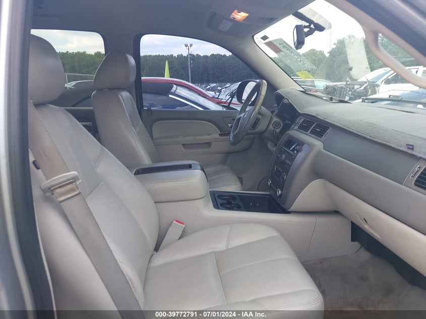 2013 GMC YUKON XL 1500 SLT - 1GKS1KE01DR118641