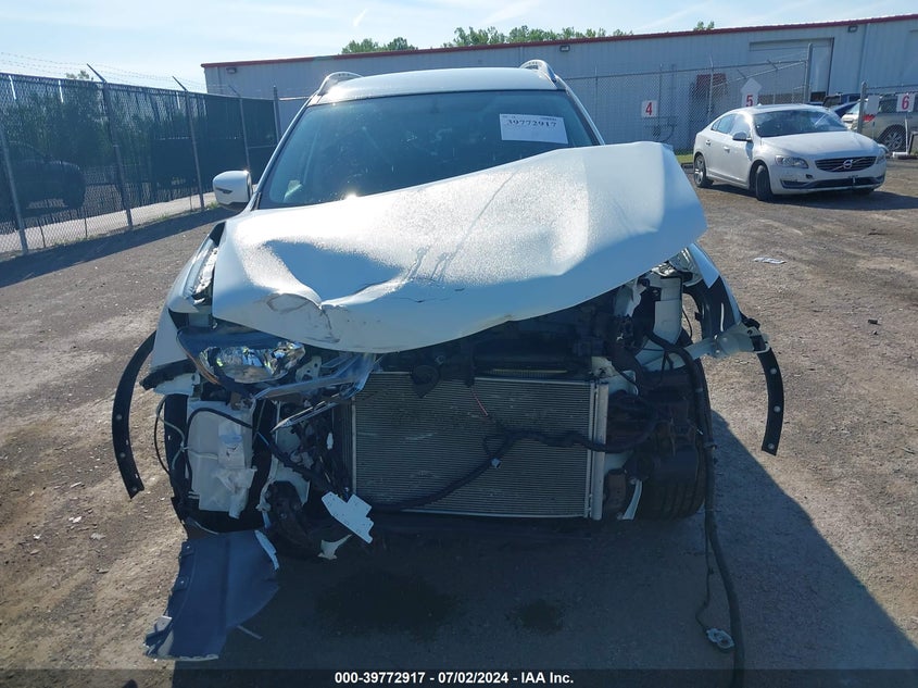 2018 NISSAN ROGUE SV - KNMAT2MV7JP527202