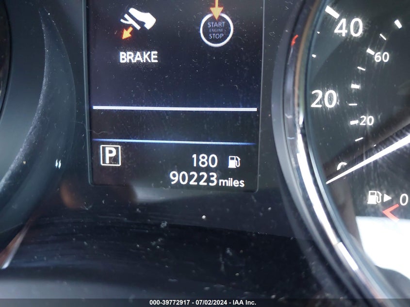 2018 NISSAN ROGUE SV - KNMAT2MV7JP527202