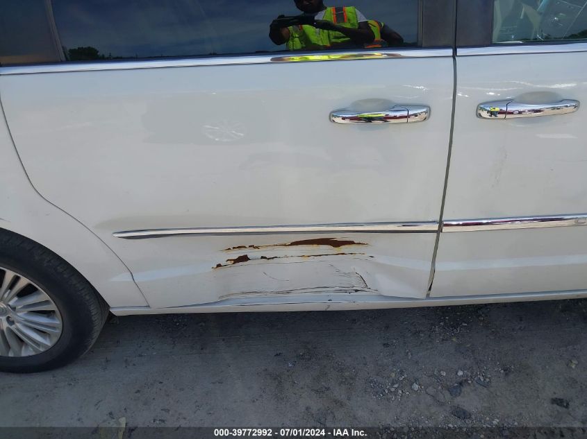 2012 Chrysler Town & Country Limited VIN: 2C4RC1GG0CR181747 Lot: 39772992