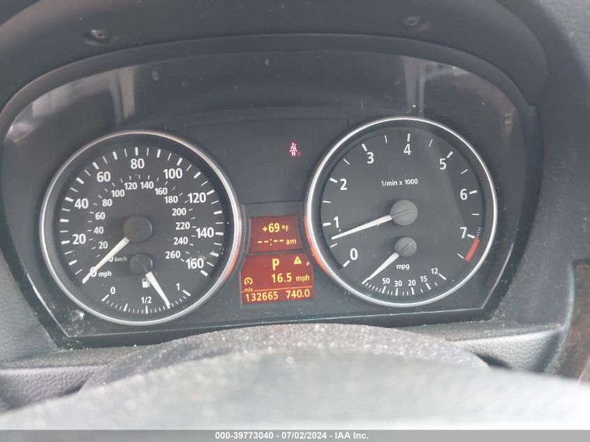 2006 BMW 325I VIN: WBAVB135X6K000000 Lot: 39773040