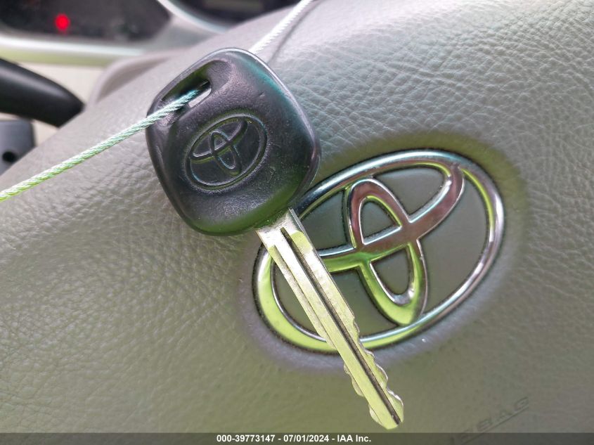 2007 Toyota Highlander VIN: JTEDD21A970156875 Lot: 39773147