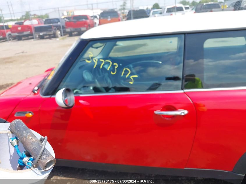 2005 Mini Cooper VIN: WMWRC33575TJ73119 Lot: 39773175